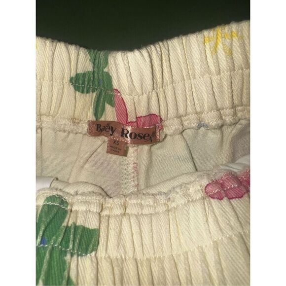 Bailey Rose Doodle Shorts - Picture 3 of 3